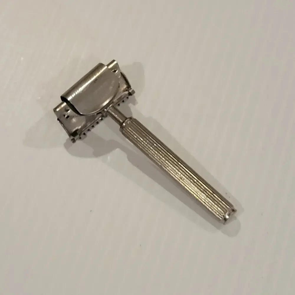 Rare Vintage Rhodes Kriss Kross Swivel Head Injector Safety Razor